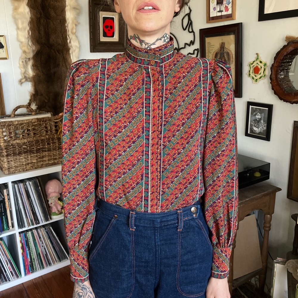 Vintage Red Green Patterned High-Neck Blouse